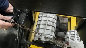 Насос НШ, сцепление и ручник на минипогрузчик