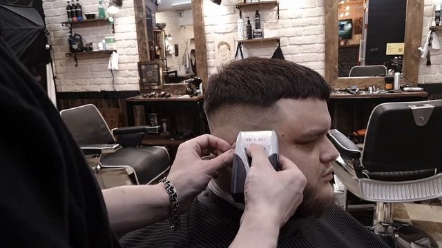 бесплатный видео мастер класс стрижка кроп,с fade переходом и стрижка бороды,весь процесс!! смотреть онлайн