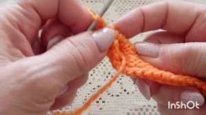 Ажур по лицевой глади спицами.