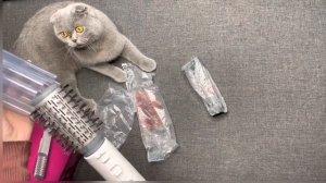 Розпаковка фен-щітки BHA710/00