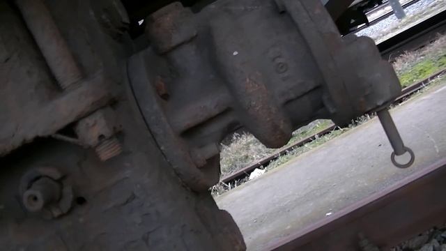 Воздухораспределитель. Устройство тормозной системы вагона.