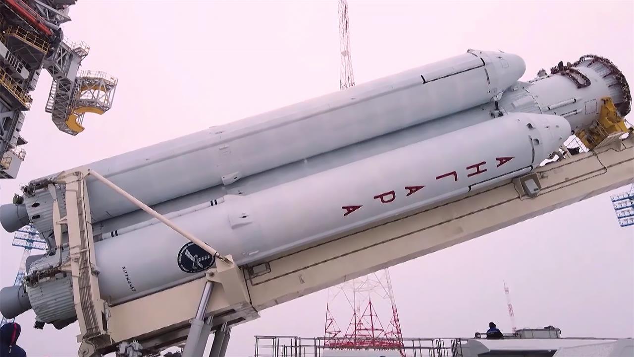 На апрель запланирован первый запуск модернизированной ракеты-носителя "Ангара-А5М" с Восточного