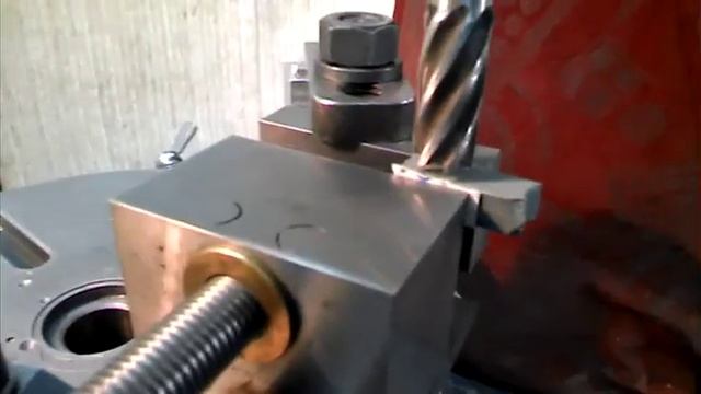 Мастерство бывалого. Как затачивать фрезы с боем не более 0,01мм смотреть онлайн