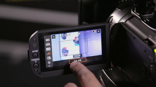 Canon XF405 Quick Hands-on Demo смотреть онлайн