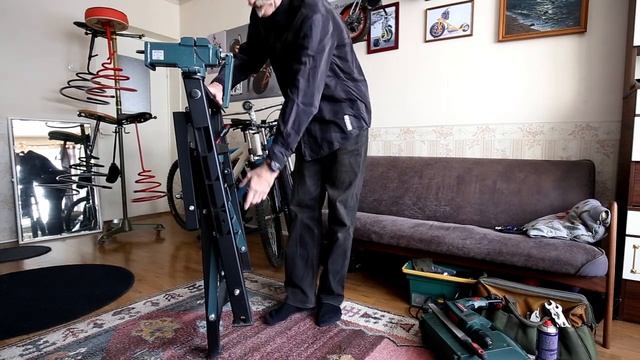 Верстак слесарный, универсальный, складной.  А.Юлле
