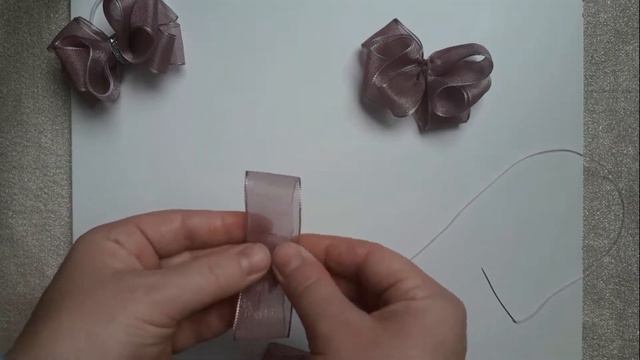красивые бантики в школу из лент своими руками /beautiful bows to school handmade from ribbons смотреть онлайн