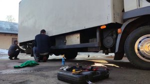 DAF LF 45 ? ЗАМЕНА БОКОВЫХ ГАБАРИТНЫХ ОГНЕЙ НА ДИОДНЫЕ ???