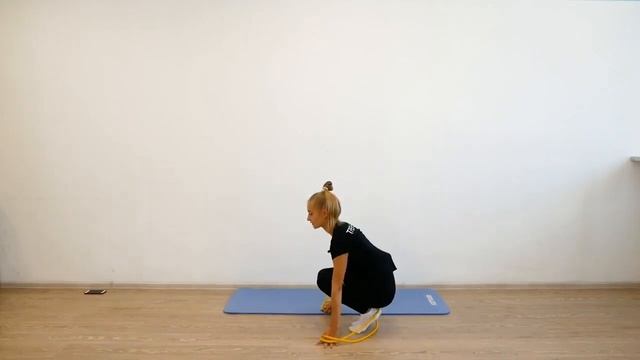 Прыжки через скакалку мячиком смотреть онлайн