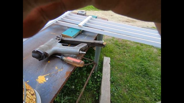 Clematis gets a new trellis смотреть онлайн