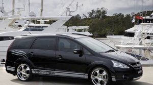 Mitsubishi Grandis