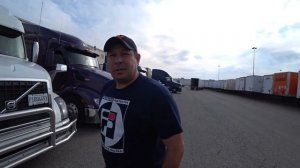 Дальнобой /Как в США относятся к людям с ограниченными возможностями/ Дальнобойщик из Узбекистана