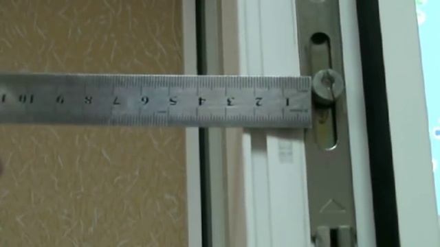 Регулировка прижима пластикового окна. Фурнитура Siegenia-aubi. Регулировка окон ПВХ  своими руками