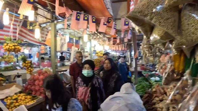 Foreigner can't stop OVEREATING Malaysian food for 24 hours смотреть онлайн