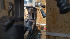 Настольный китайский Фрезер HMT BF 28