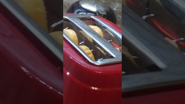 никогда не покупайте тостер смотреть онлайн