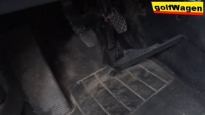 How to replace accelerator pedal on VW Golf 5 /1K1 721 503P/ need special tool