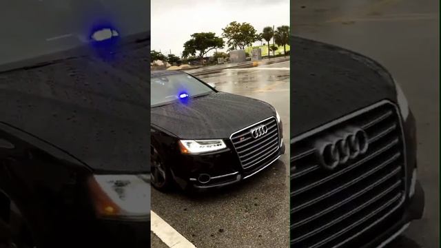 Audi S8 police siren ?