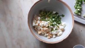 Супер быстрый салат!!Из яйца и лука