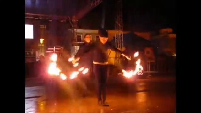Fireshow New Year's Eve 2016 - Duo Fire Fans смотреть онлайн