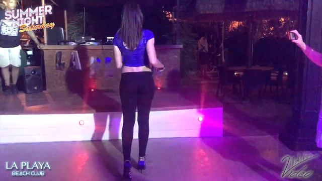 DENISE NAVOTTI [Kizomba Lady Style] ✦ La Playa Summer Night 2017 ✦ смотреть онлайн