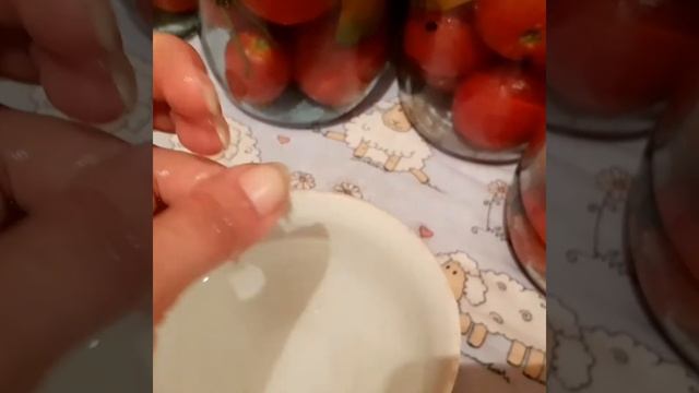 Как отмыть руки после овощей и огорода