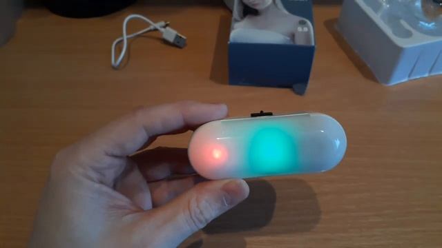 Беспроводные сенсорные наушники F9 смотреть онлайн