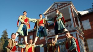 КАК ЖИВУТ ЧЕРНОГОРЦЫ