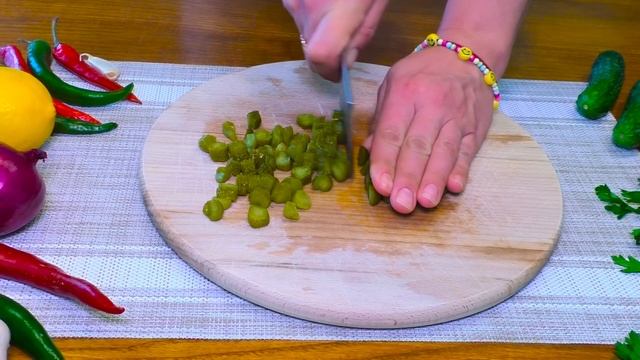 Улетный салат из свеклы улетает со стола вмиг! Съедят за минуту!Новый салат из Свеклы на каждый ден смотреть онлайн