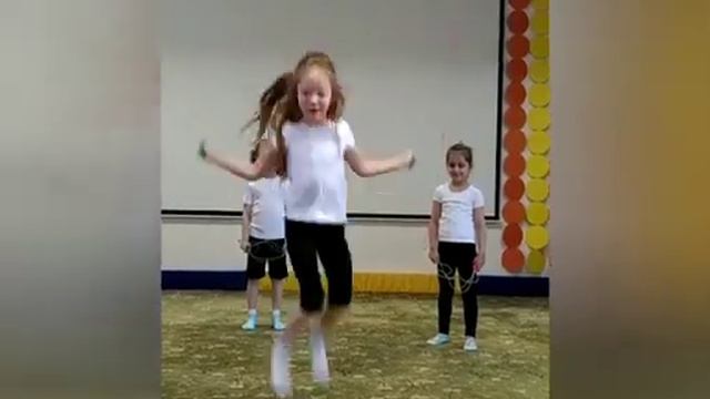 День веселой скакалки смотреть онлайн