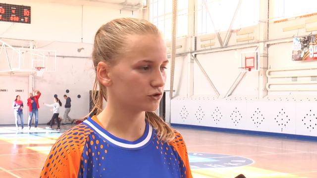 СДЮСШОР №1 и СДЮСШОР №13 - первые чемпионы нового сезона смотреть онлайн