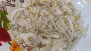 Салат из свиного сердца с маринованным луком