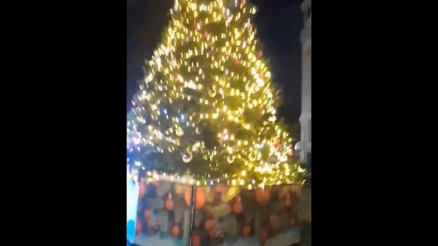 Атмосфера Новогодняя Симферополе Декабрь 2023 Всех с наступающим Новым годом! 2024 смотреть онлайн