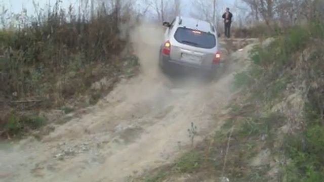 Выезд с карьера Мраморный. Вид сзади. смотреть онлайн