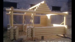 Срубы беседок из бревна, процесс рубки сруба беседки