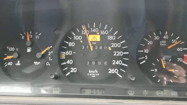 Mercedes-Benz W124 E320 1994 acceleration 0-180 M104 engine great sound смотреть онлайн