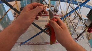 Наш инструмент для снятия изоляции. Обзор. Как зачистить, и чем снять изоляцию с провода.