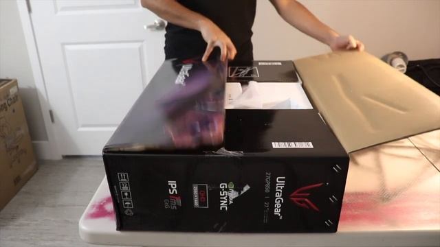 Unboxing the LG 27GP850 Gaming Monitor *ASMR* смотреть онлайн