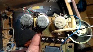РАЗБОР ТЕЛЕВИЗОРА КРЫМ-218. ДРАГМЕТАЛЛЫ В СОВЕТСКОМ ТЕЛЕВИЗОРЕ .