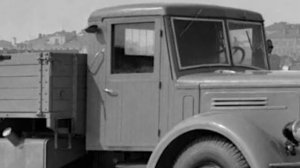 Что было уникального в Советском грузовике МАЗ-200?