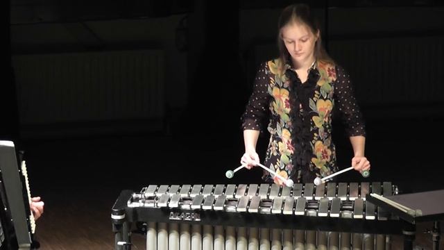 Astor Piazzolla Libertango (vibraphone and accordion) смотреть онлайн