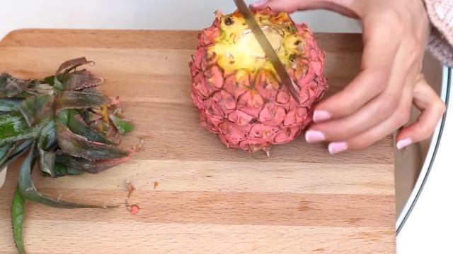 РОЗОВЫЙ АНАНАС за 8600 рублей! ДОРОГО ДЕШЕВО ЕДА смотреть онлайн