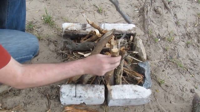 Как развести костер без бумаги. смотреть онлайн