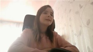 Пою песню Плакала на русском языке