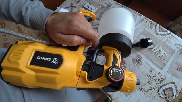 Краскопульт электрический Deko DKSG55K1 HVLP смотреть онлайн