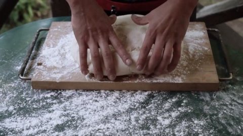 Как приготовить лепёшки в тандыре? Рецепт вкусных тандырных лепешек | vkusognya.ru