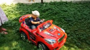 Toys for kids - Chinese Electric Kid Car - детский электромобиль с пультом управления