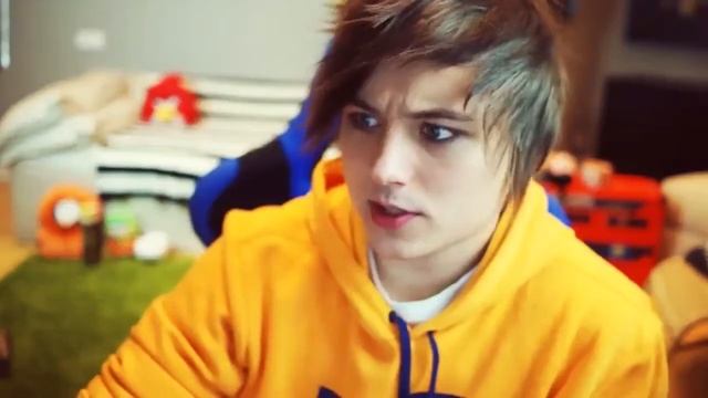 КАКИМ МЕНЯ РИСУЮТ смотреть онлайн