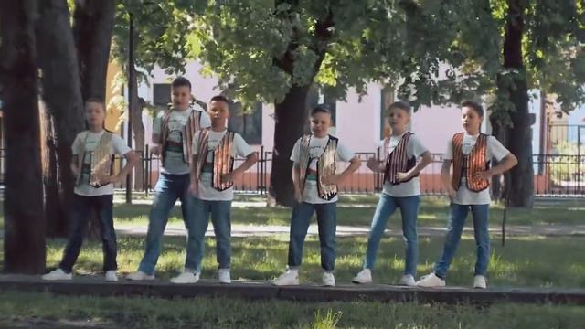 Клип песни По барабану