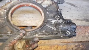 DAF 105  замена переднего сальника коленвала