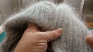 Опытным мастерам можно не смотреть! Шапка-ушанка, "пух норки" и куча ошибок.  #шапкаушанка#пухнорки